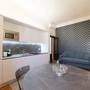 https://apt-casa-bella-16-luxury-milano.it-lombardy.com